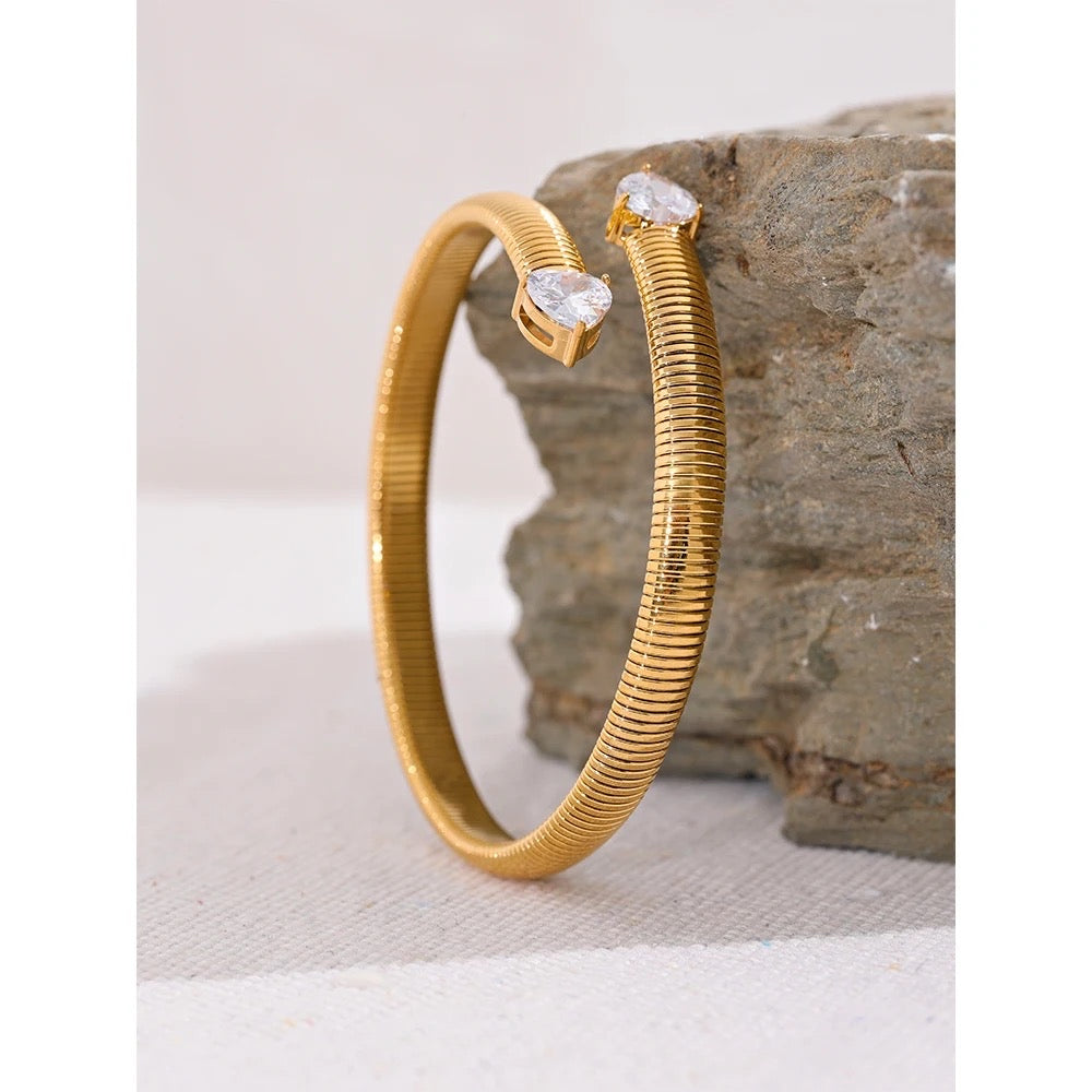 Heart cubic zirconia