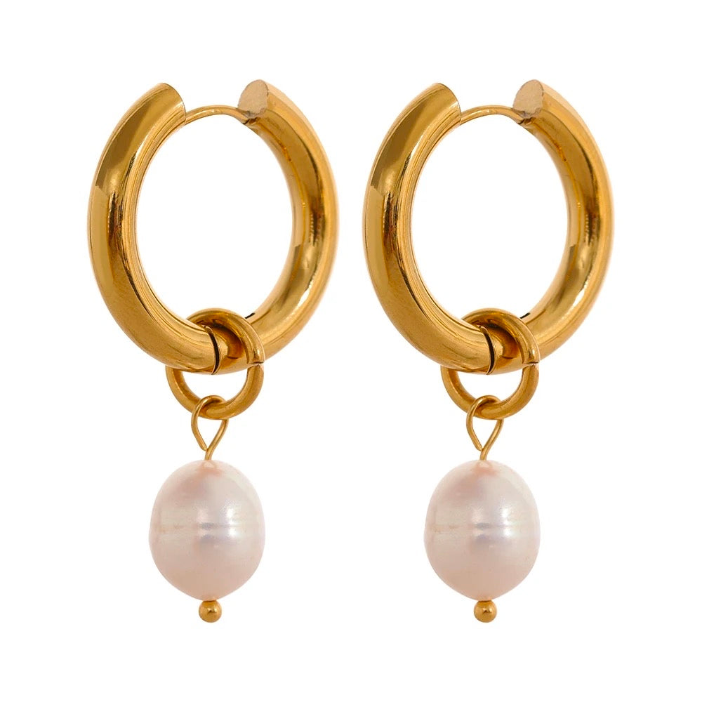 Natural pearl drop hoop earrings