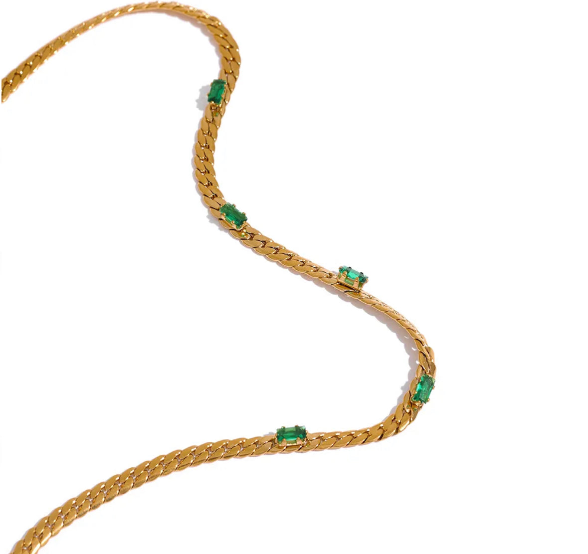 Green elegant necklace and bracelet