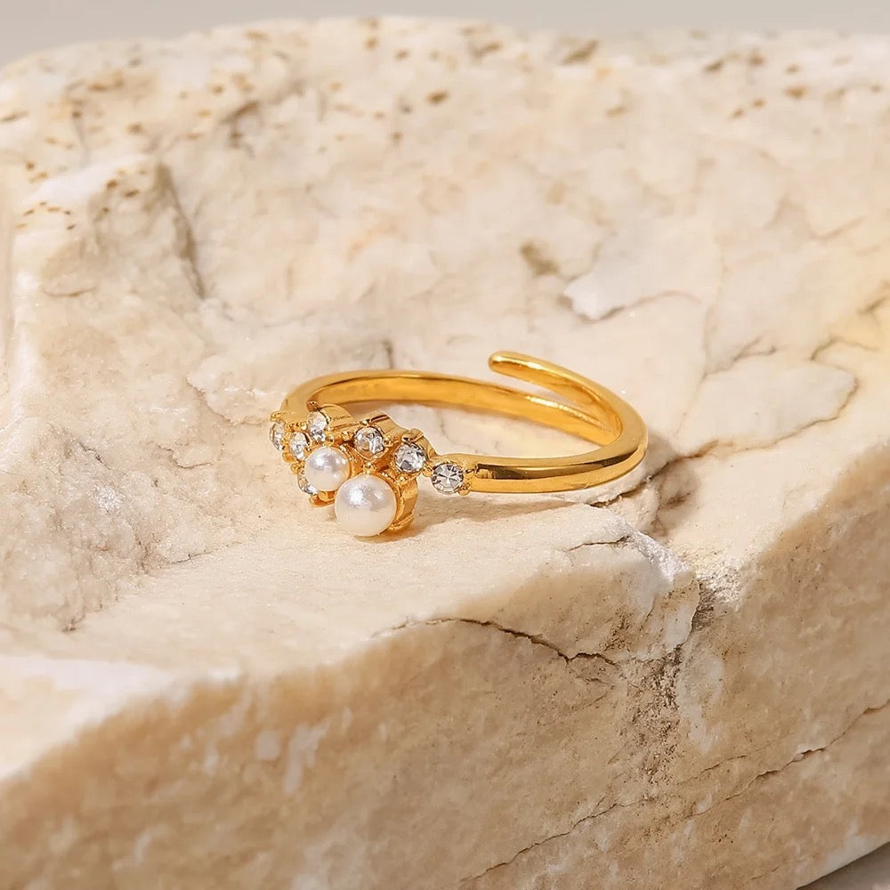 Pearl adjustable ring