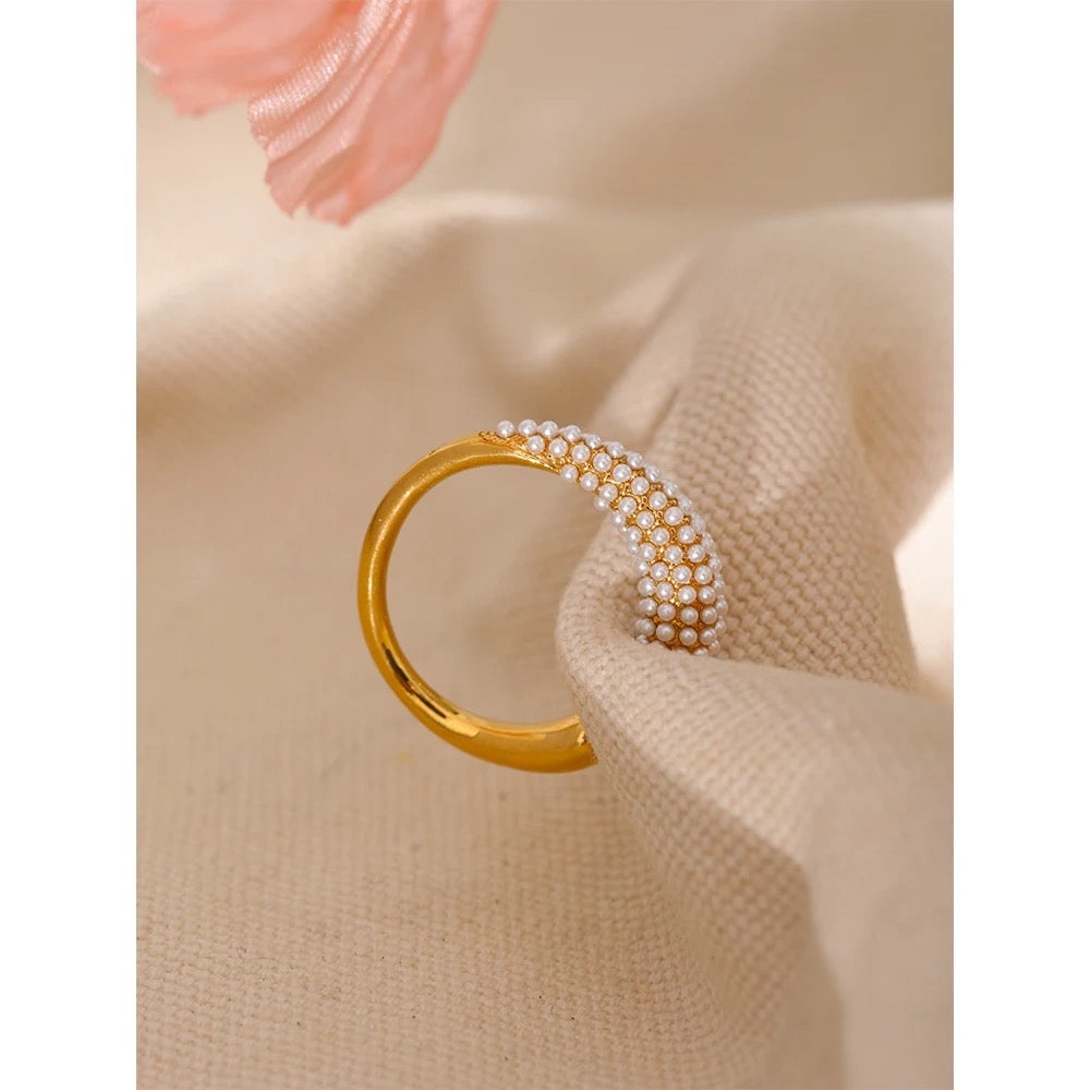 Pearl adjustable ring