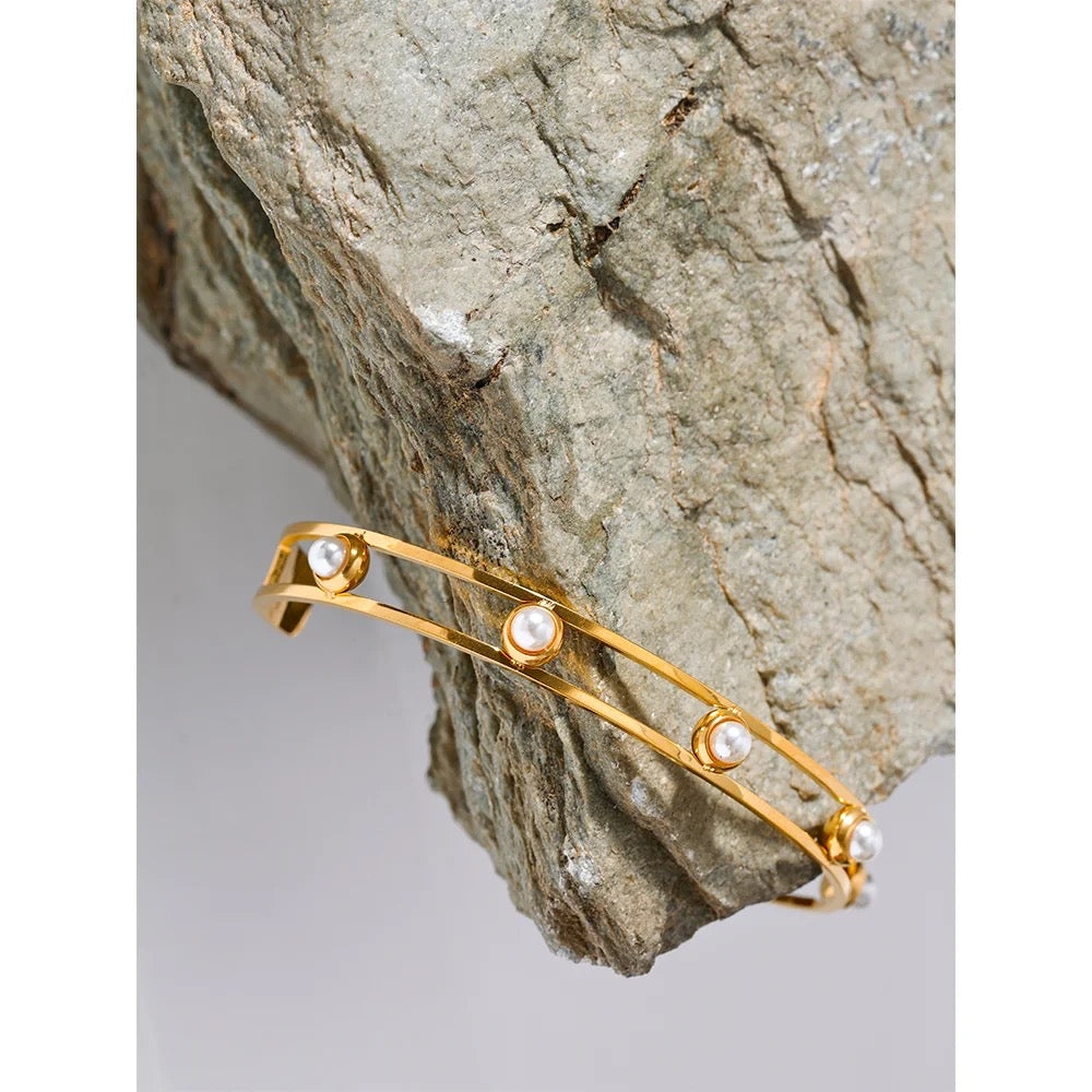 Pearl cuff bracelet