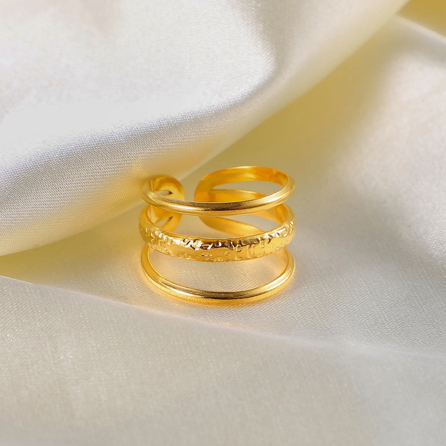 Vintage adjustable ring