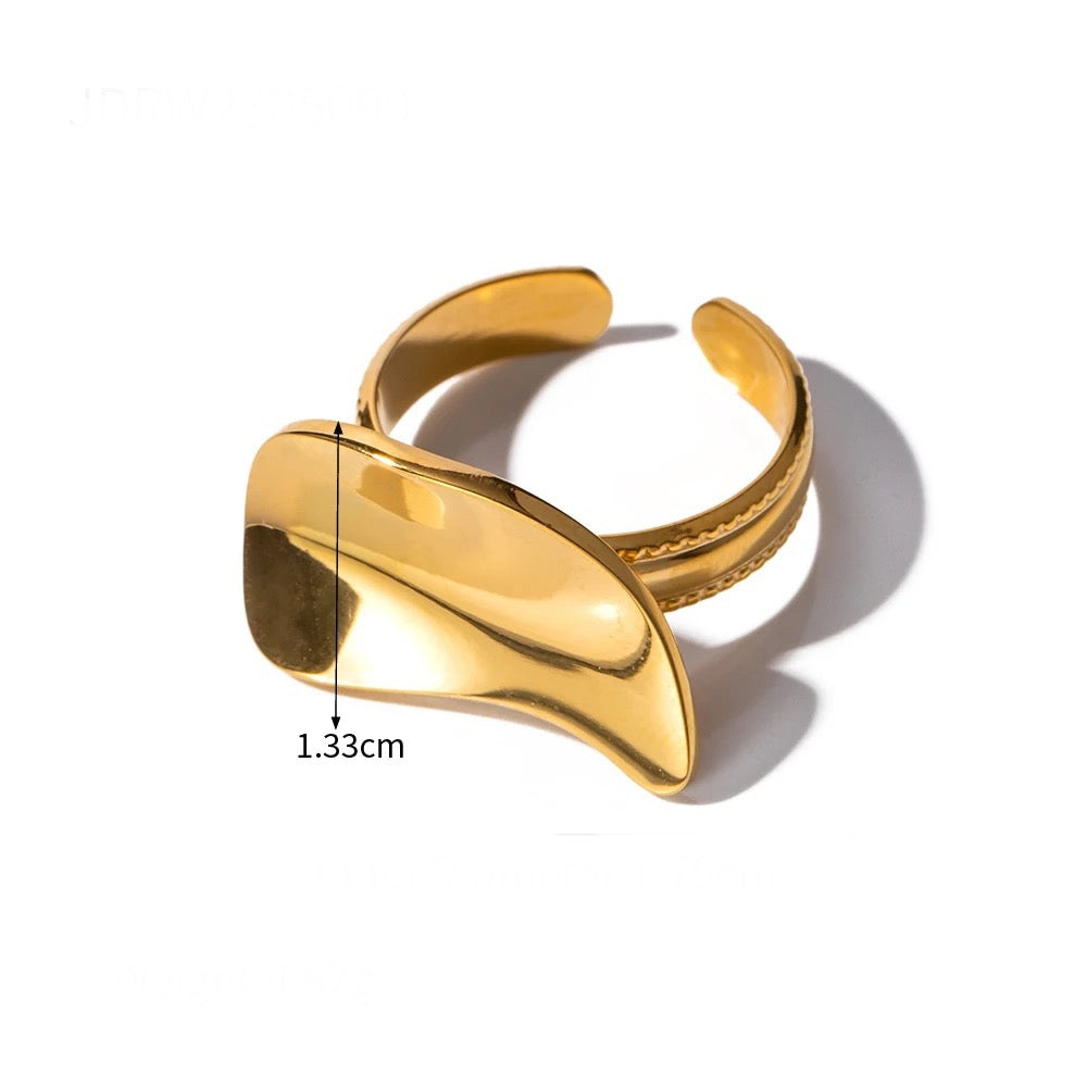 Gold wide bend adjustable ring