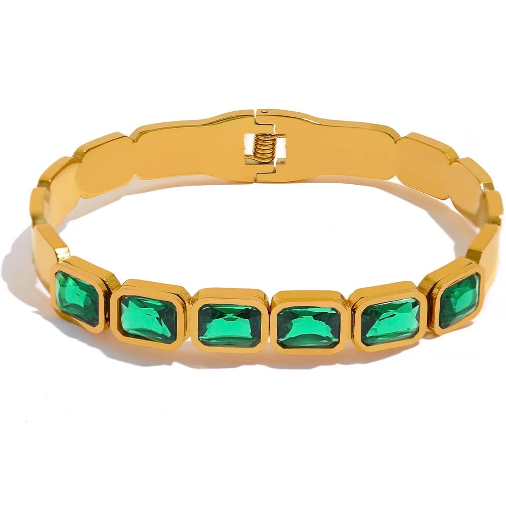 Elegant bangle