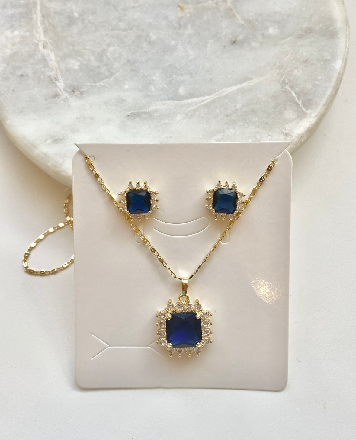 Blue set