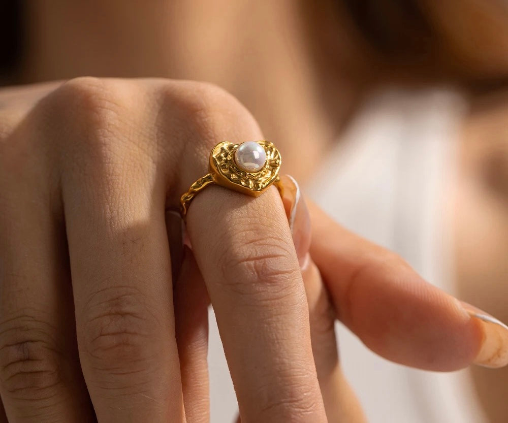 Pearl heart adjustable ring
