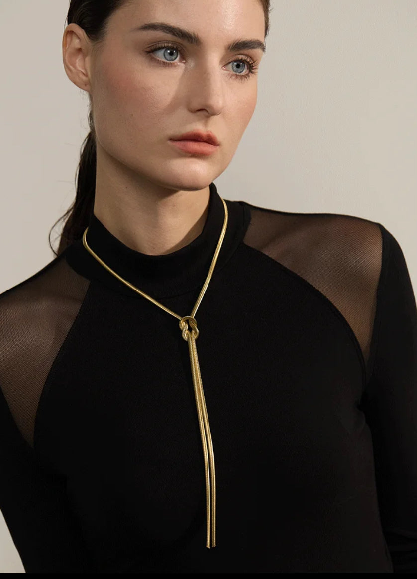 Knot elegant long necklace