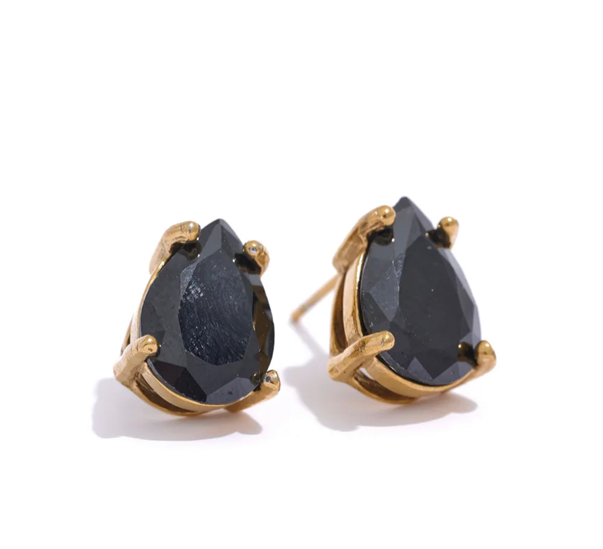 Water drop stud earrings