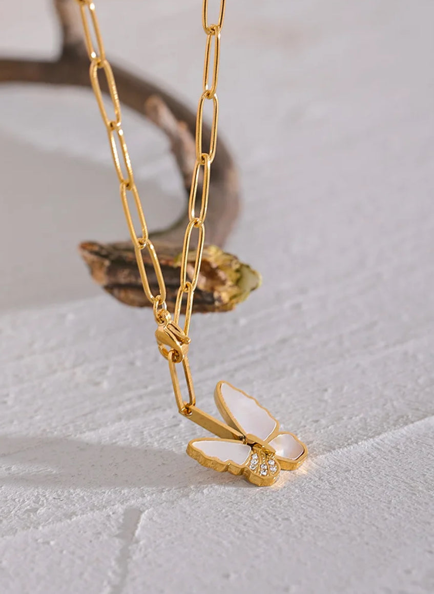 Butterfly natural shell pedant necklace