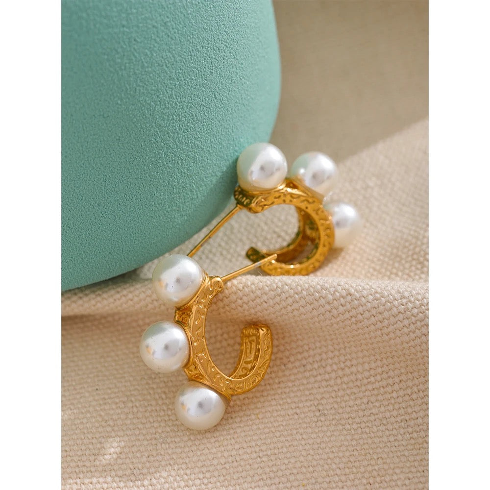 Pearl hoop stud earrings