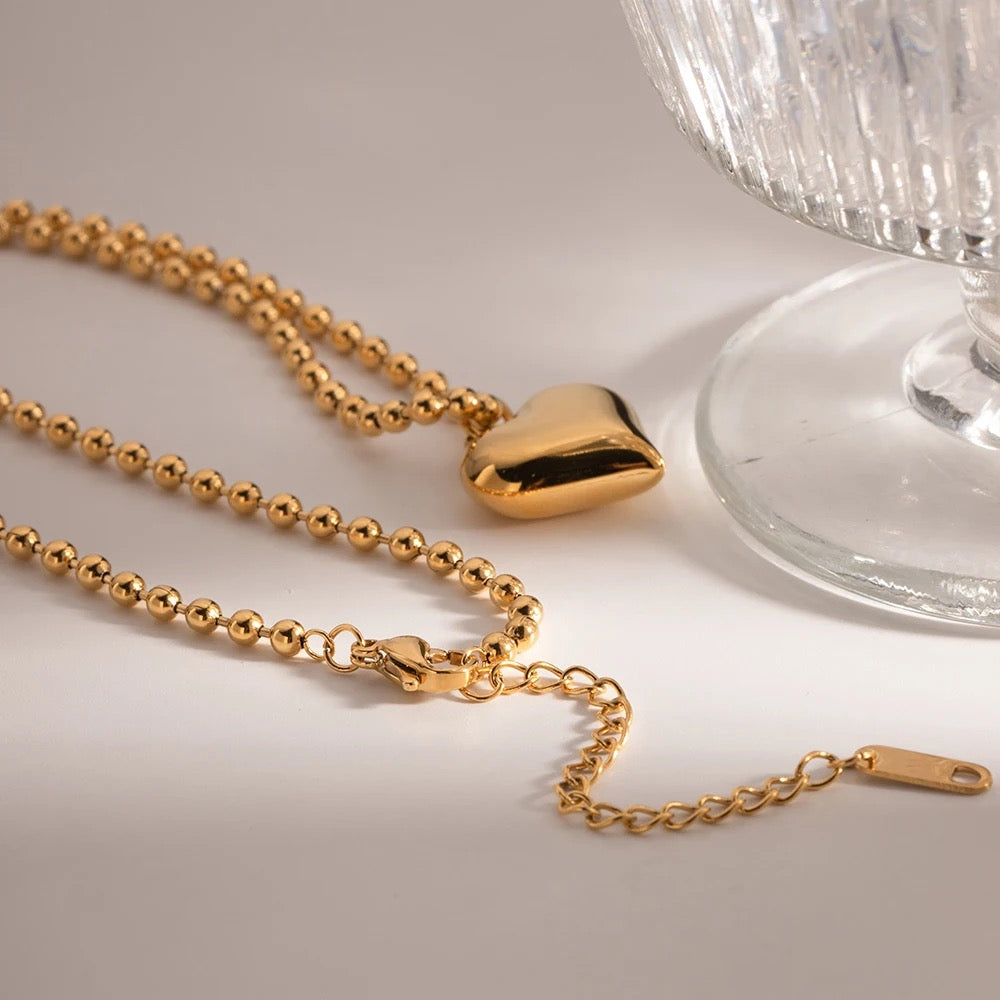 Gold heart beads necklace