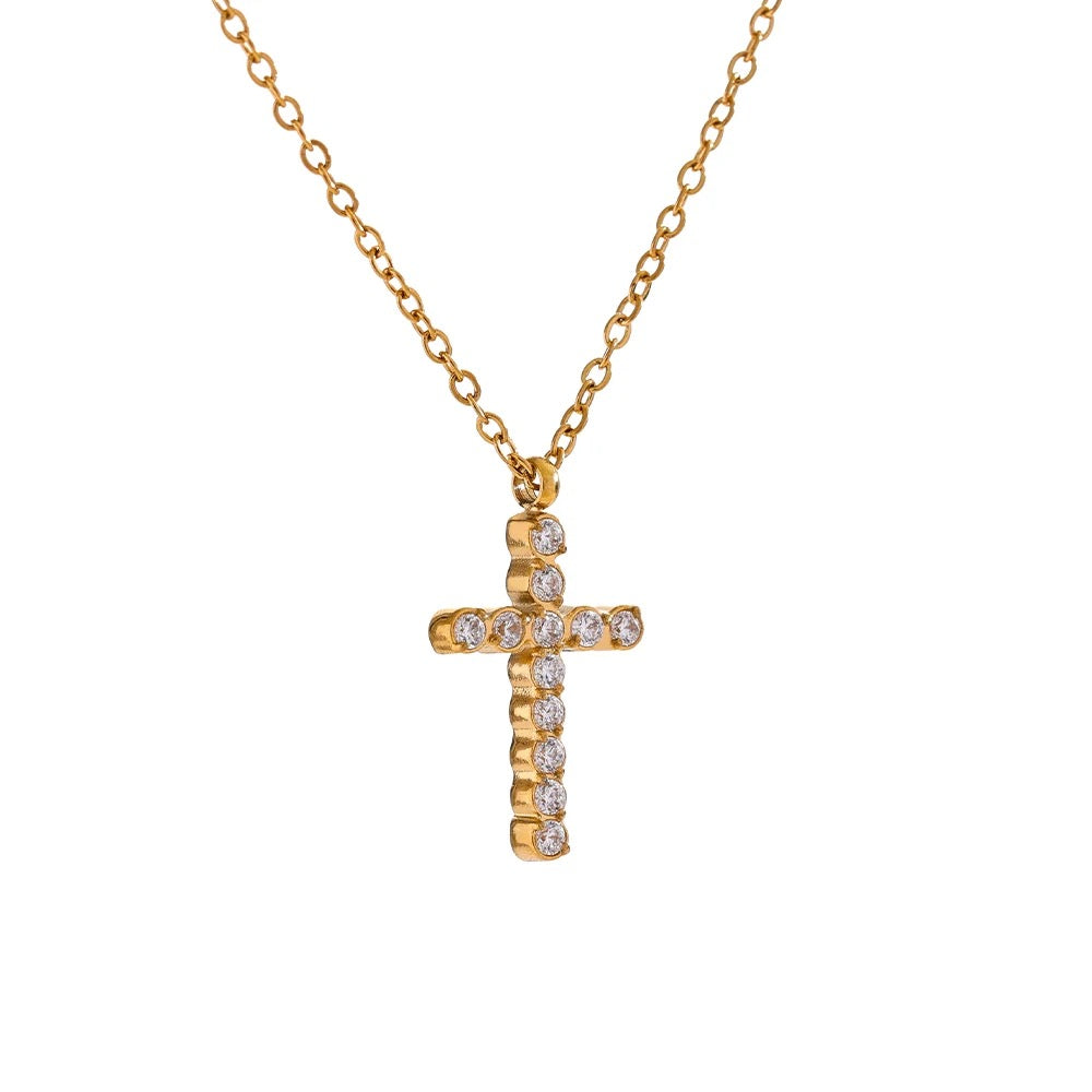 Cross pedant necklace