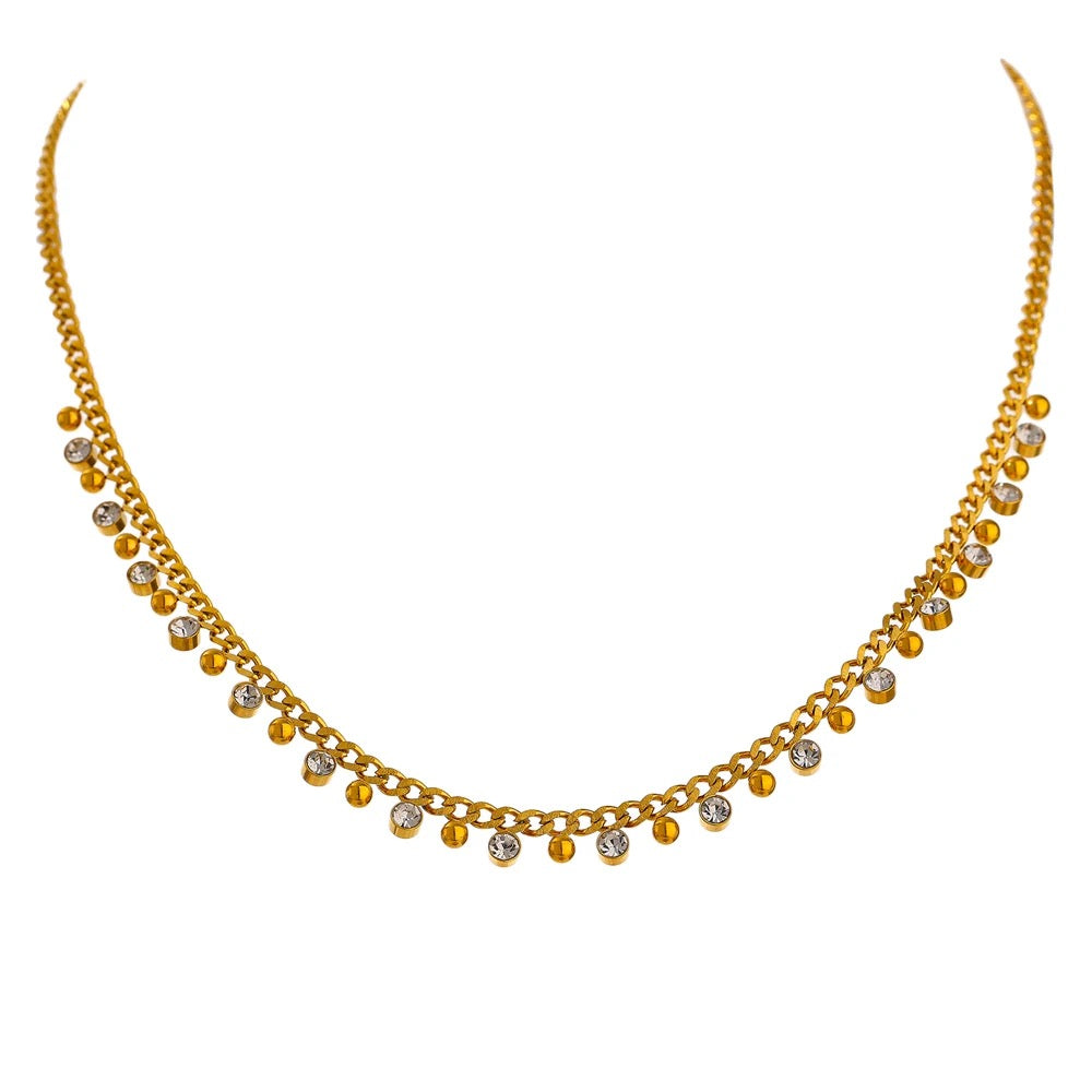 Delicate beads necklace