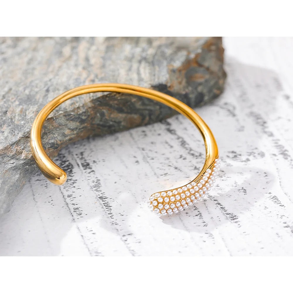 Pearl cuff bracelet