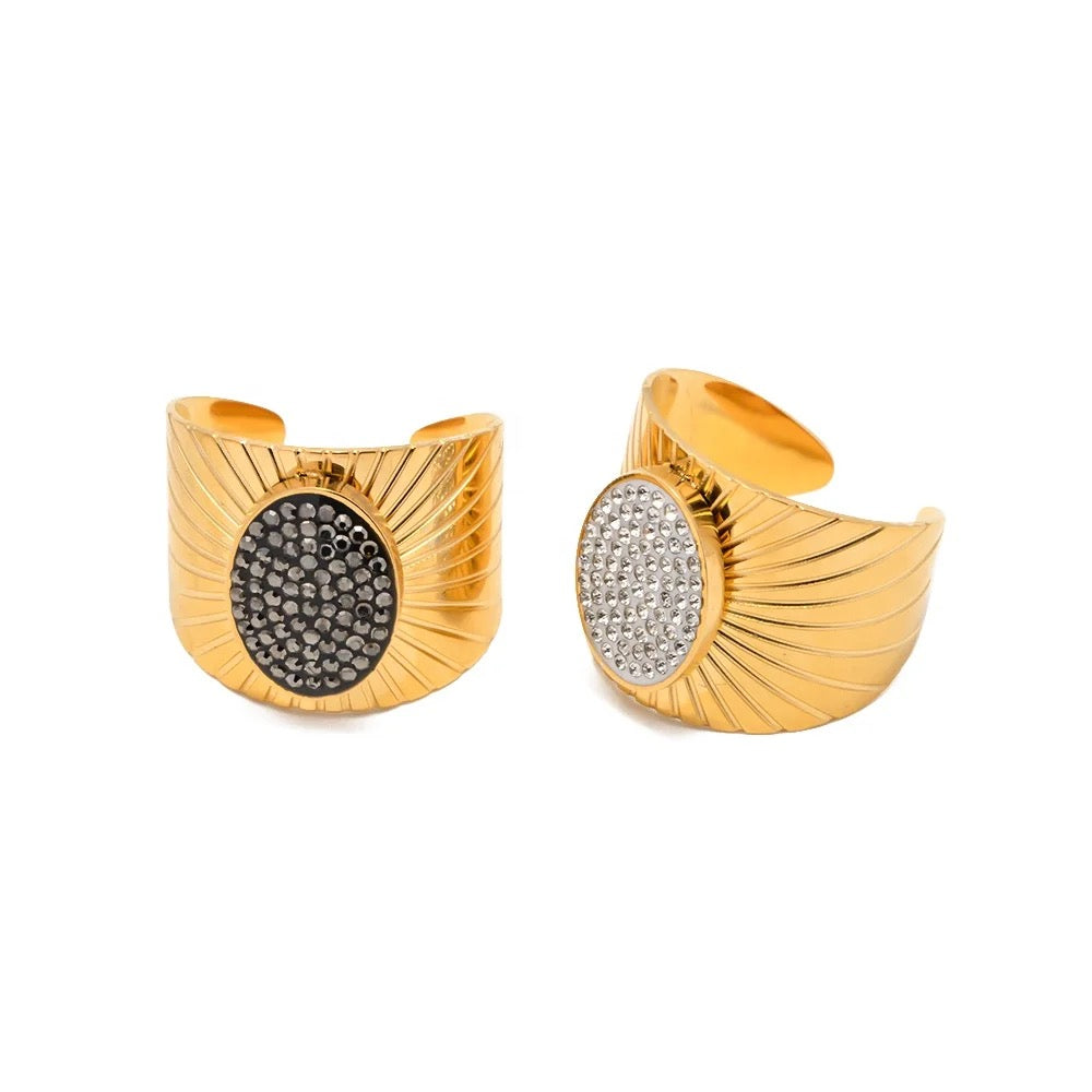 Elegant adjustable ring