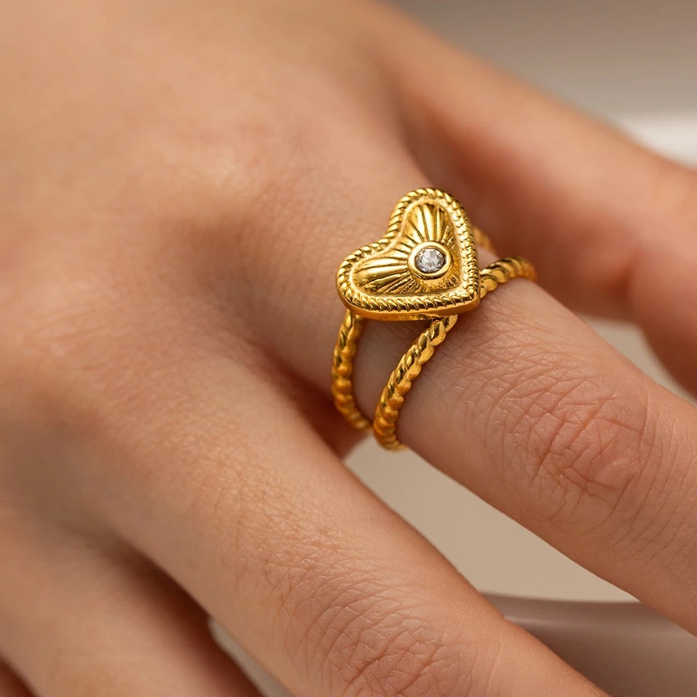 Heart adjustable ring