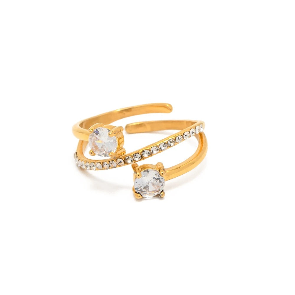 Elegant crossed adjustable ring