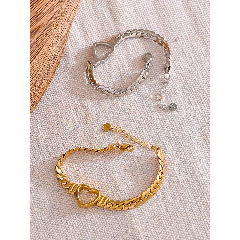 love heart bracelet