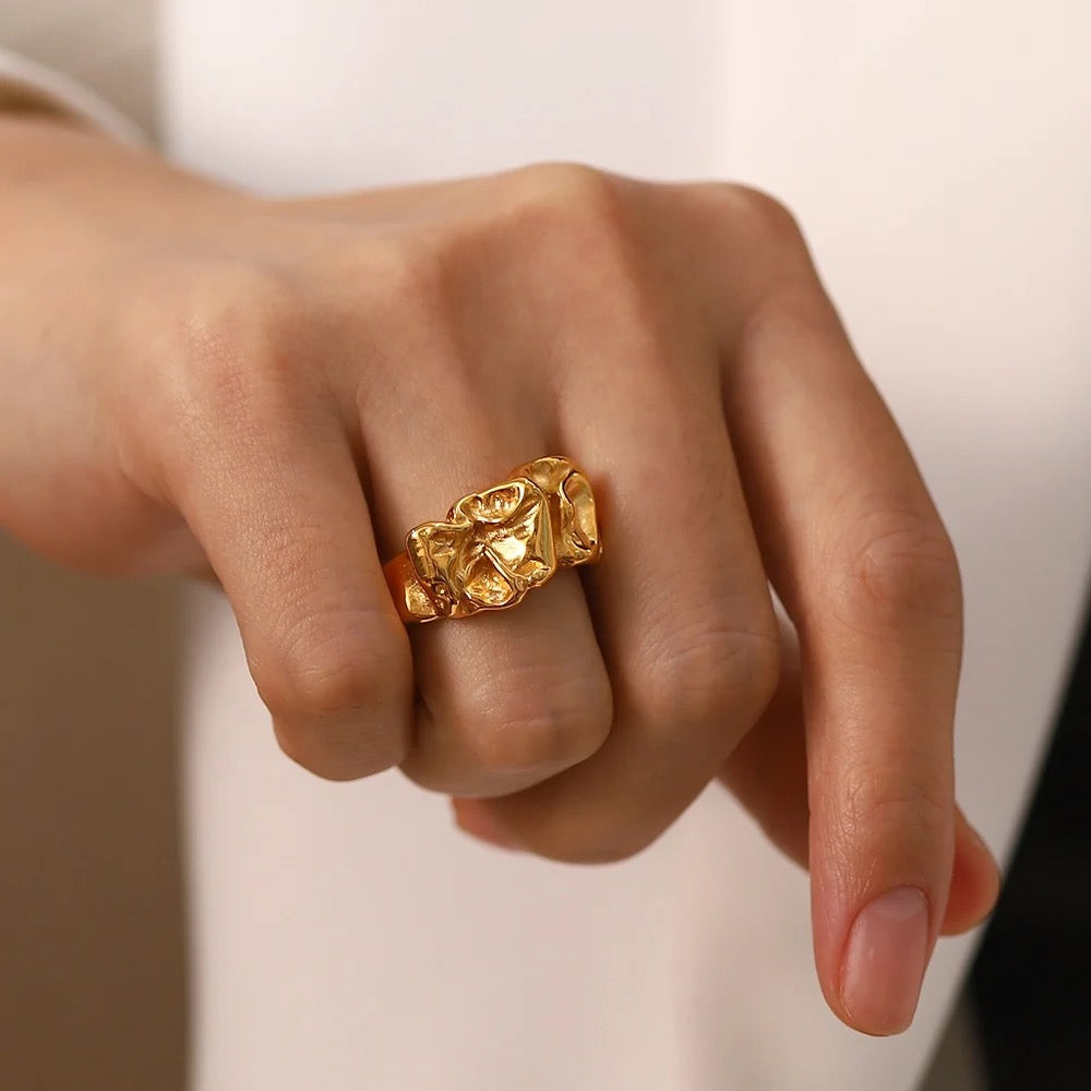 Classic irregular adjustable ring