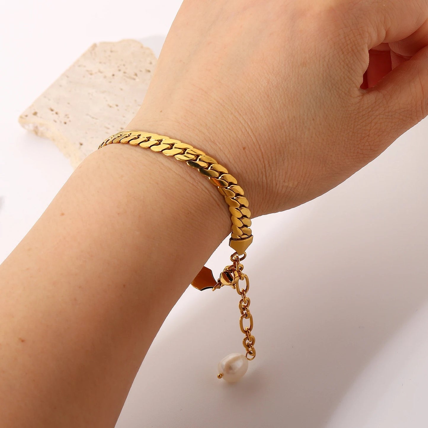 Cuban pearl bracelet