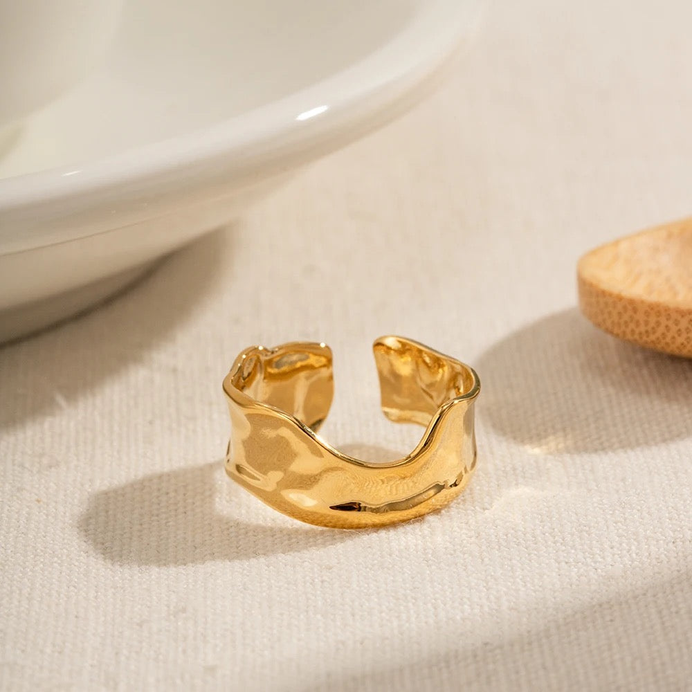 Wave irregular adjustable ring
