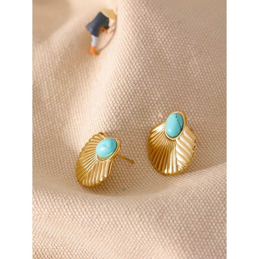 Turquoise sone fan stud earrings