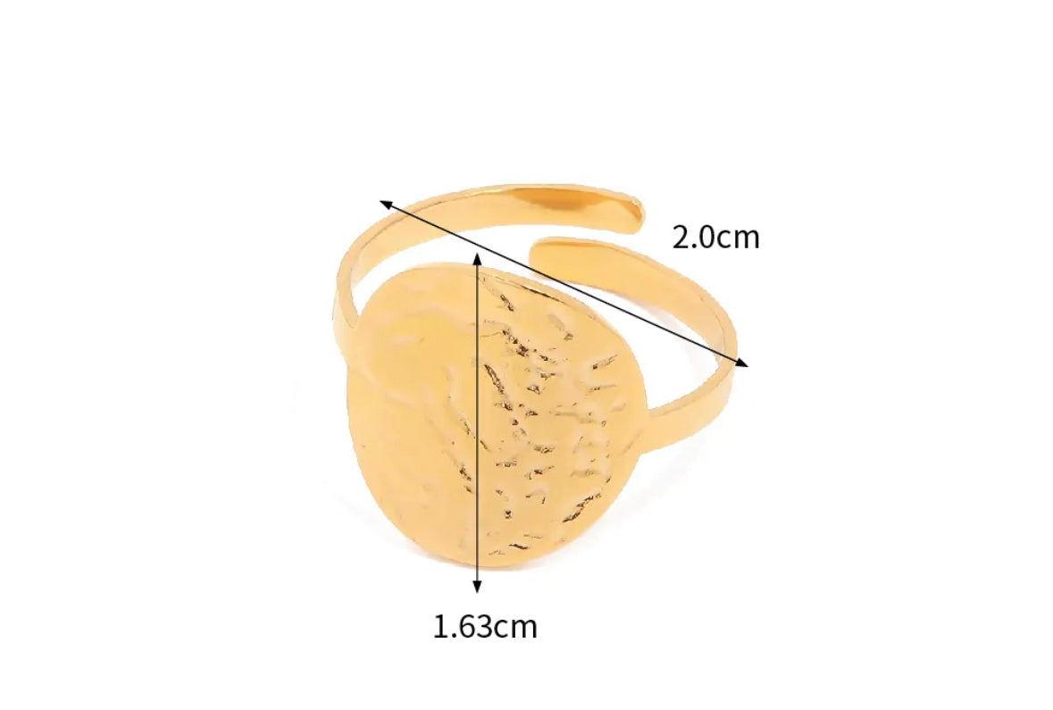 Retro style adjustable ring