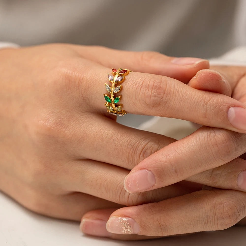 Colorful leaf adjustable ring