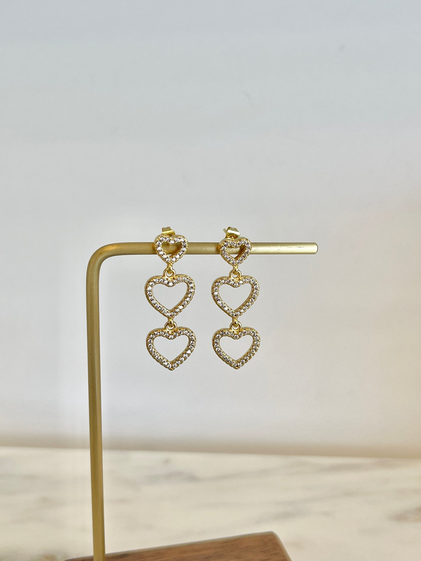 Heart stud earrings