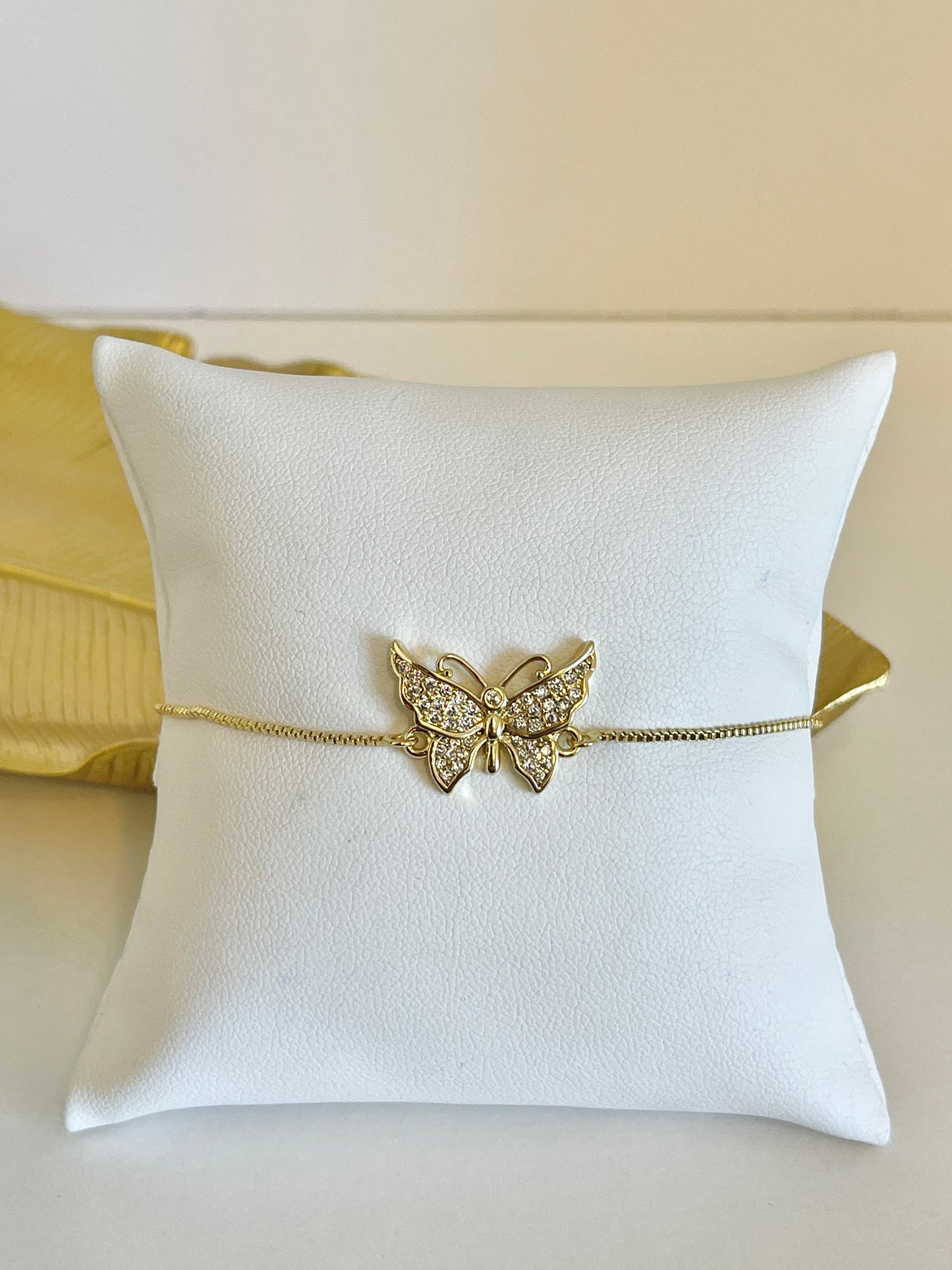 Butterfly adjustable bracelet