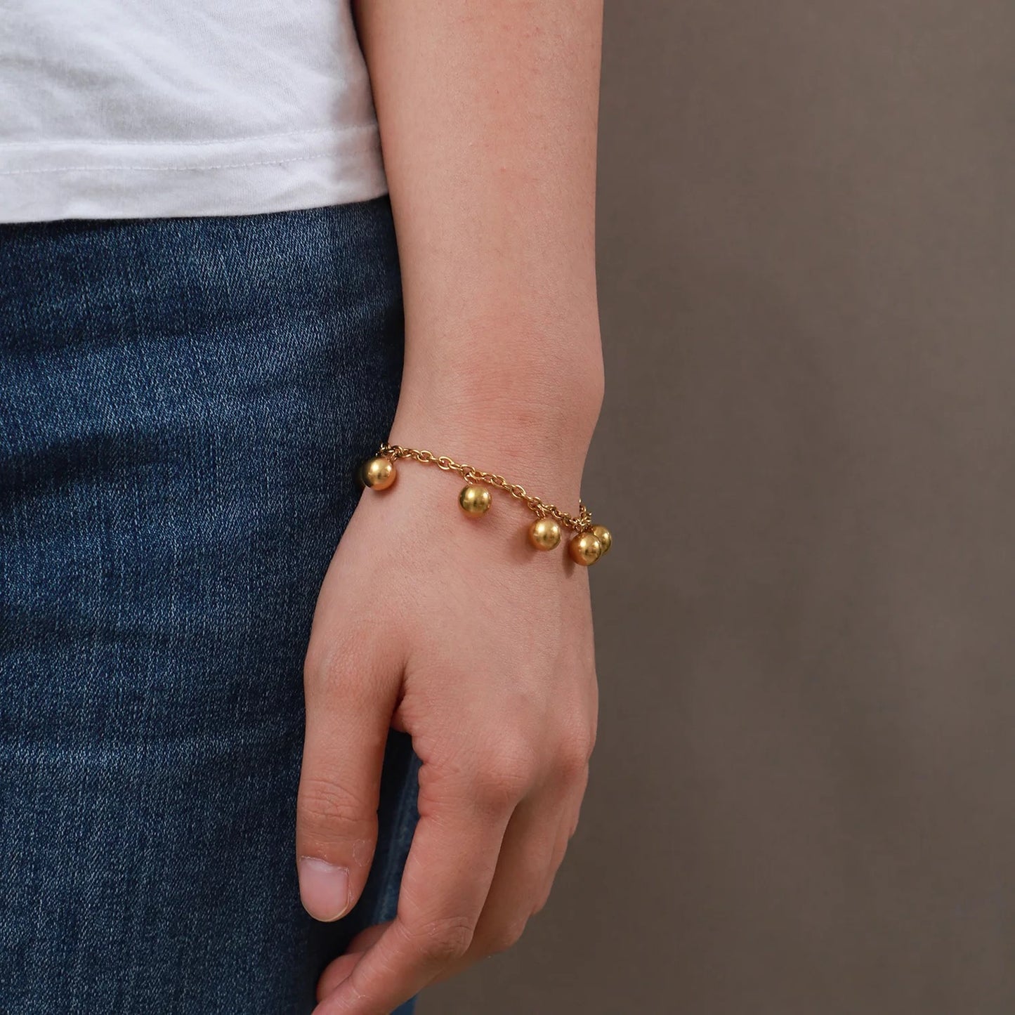 Multi round ball bracelet