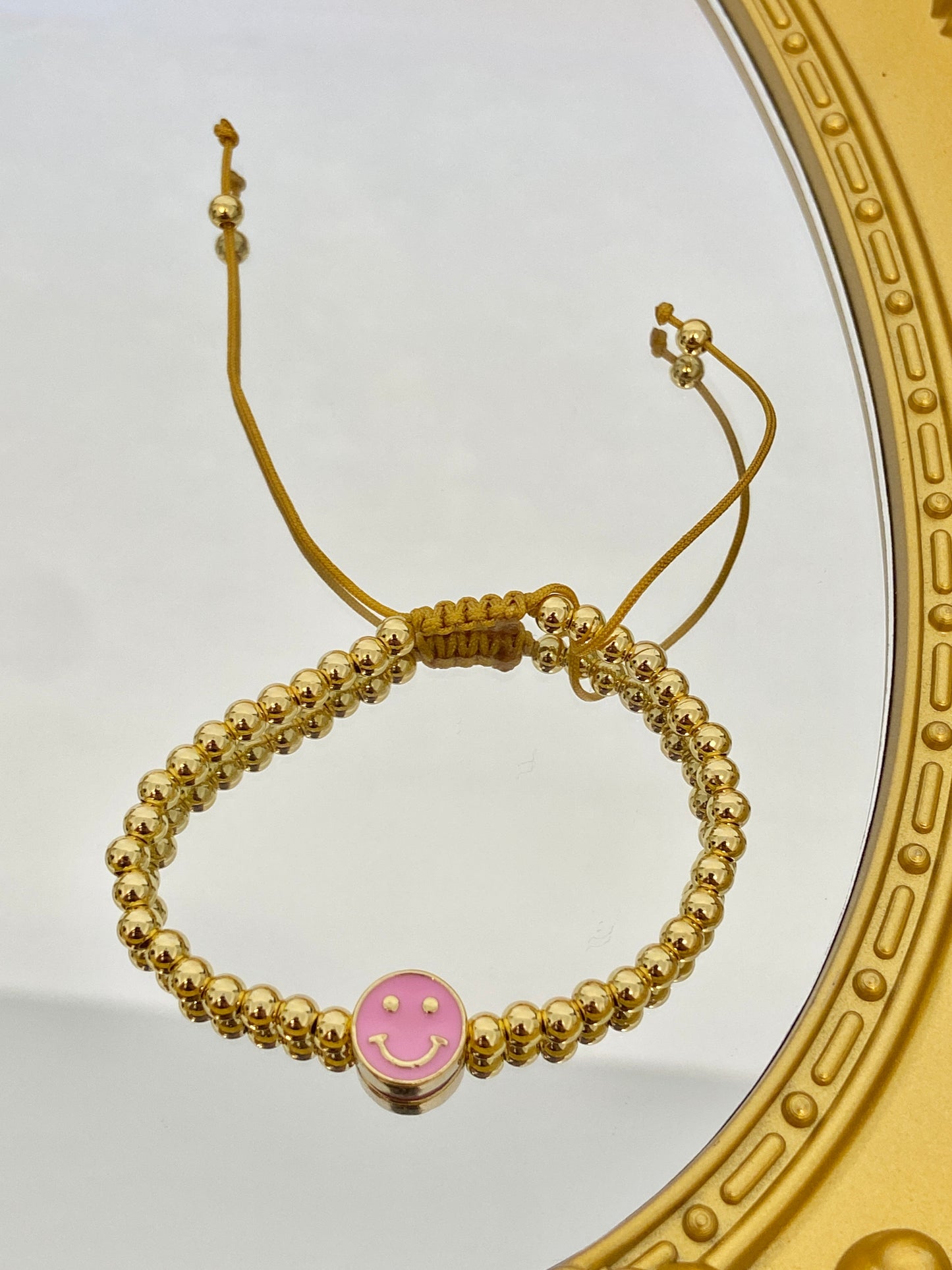 Happy face bead bracelet
