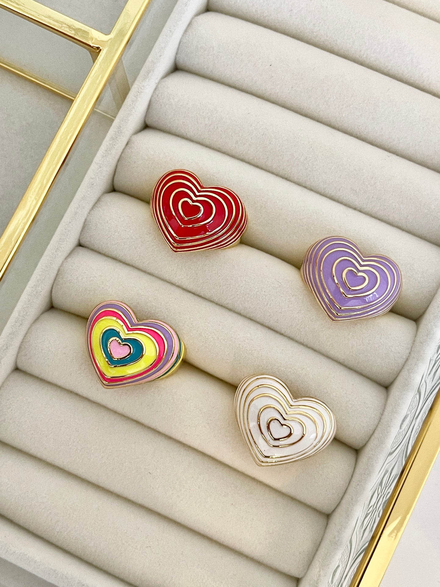Chunky heart ring
