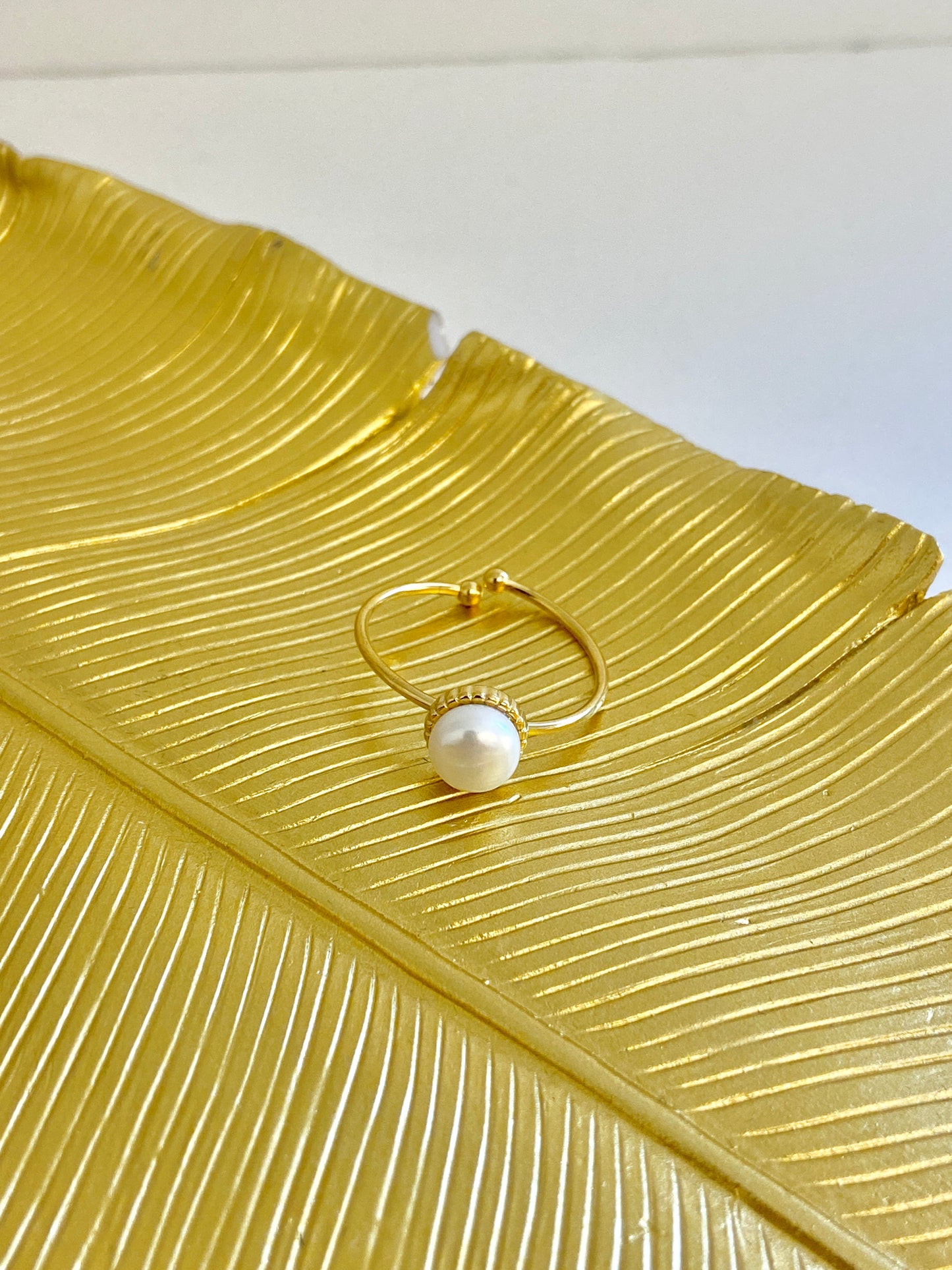 Pearl adjustable ring