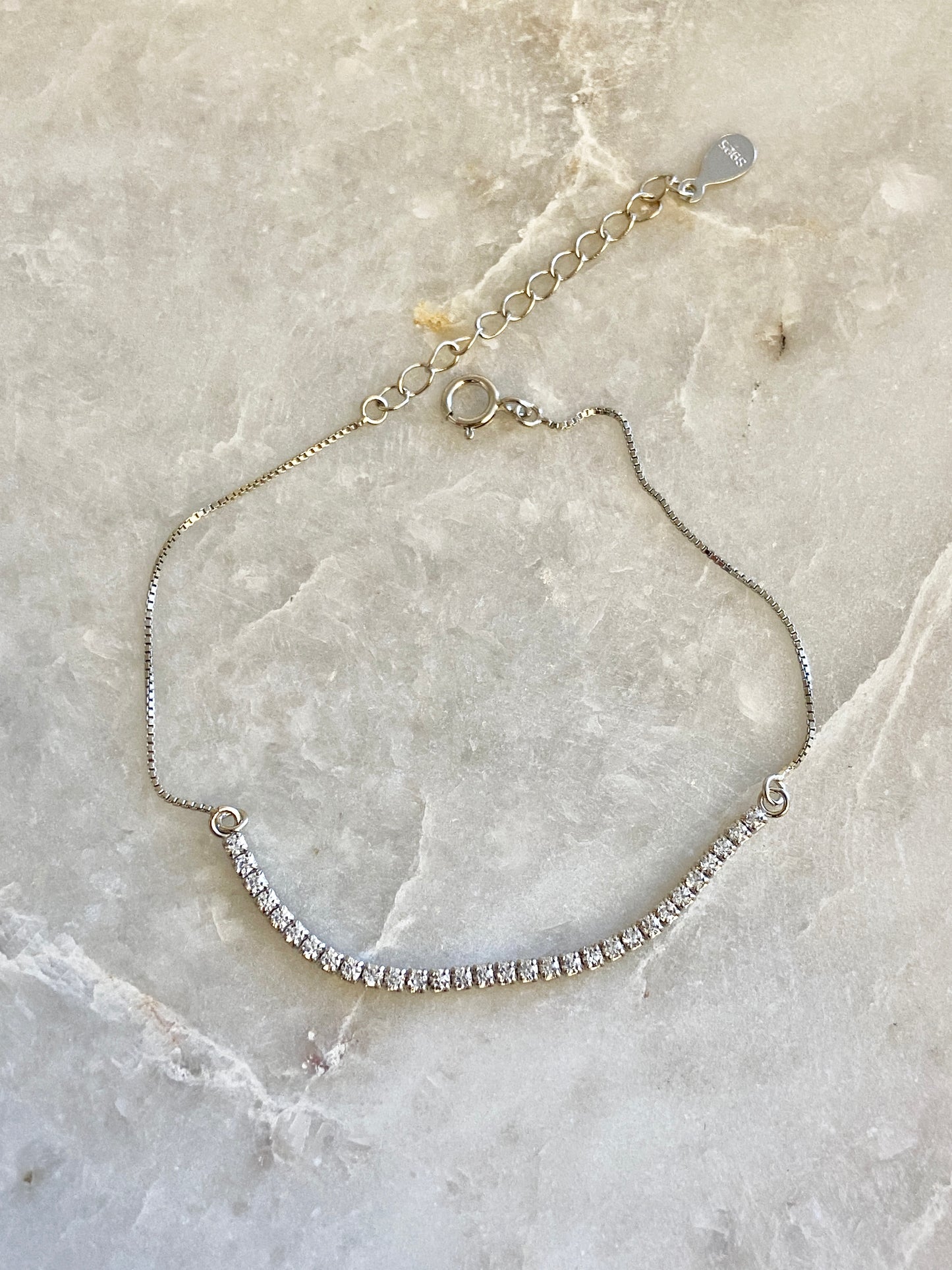 Delicate bracelet