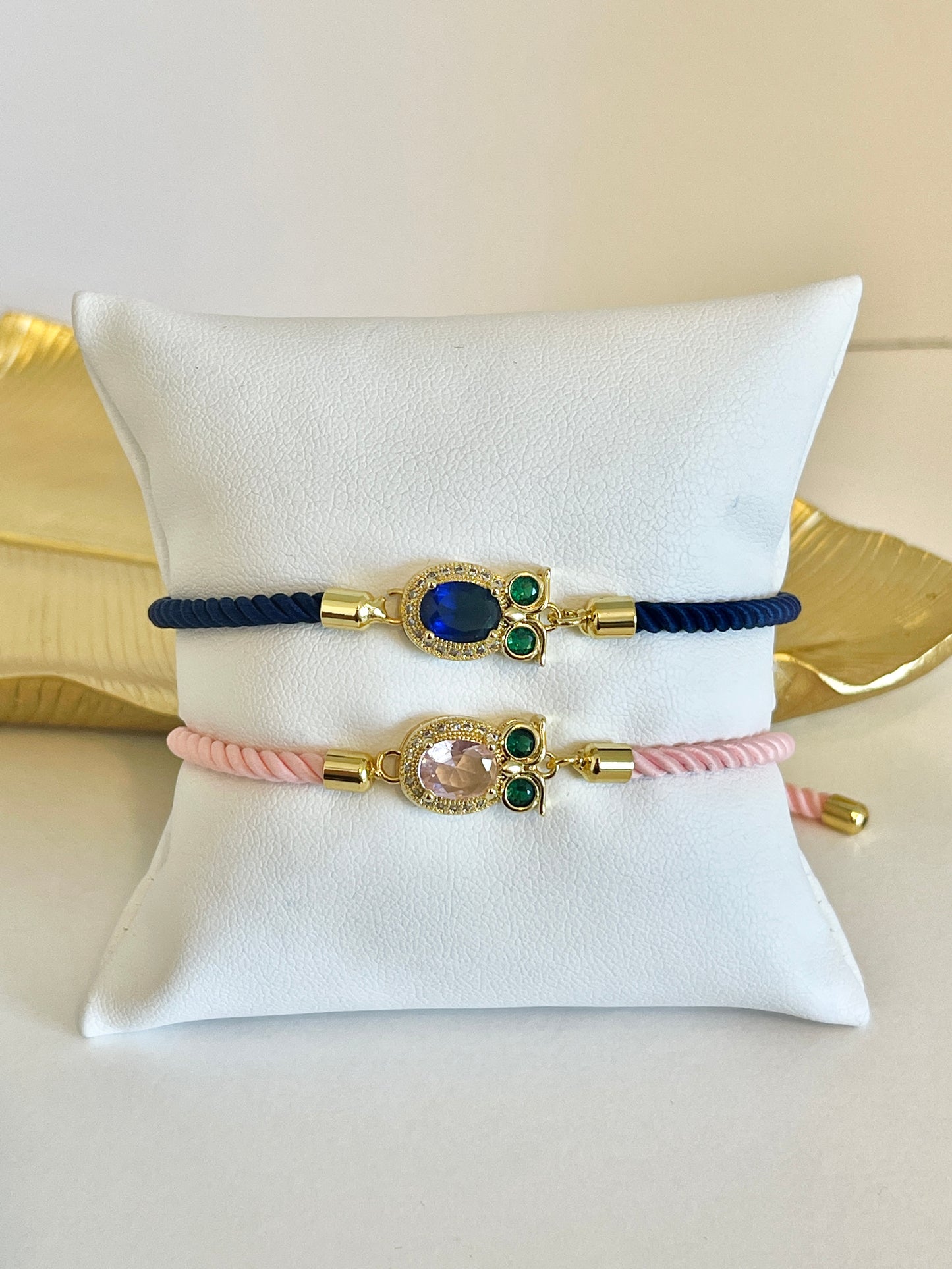 Owl string bracelet
