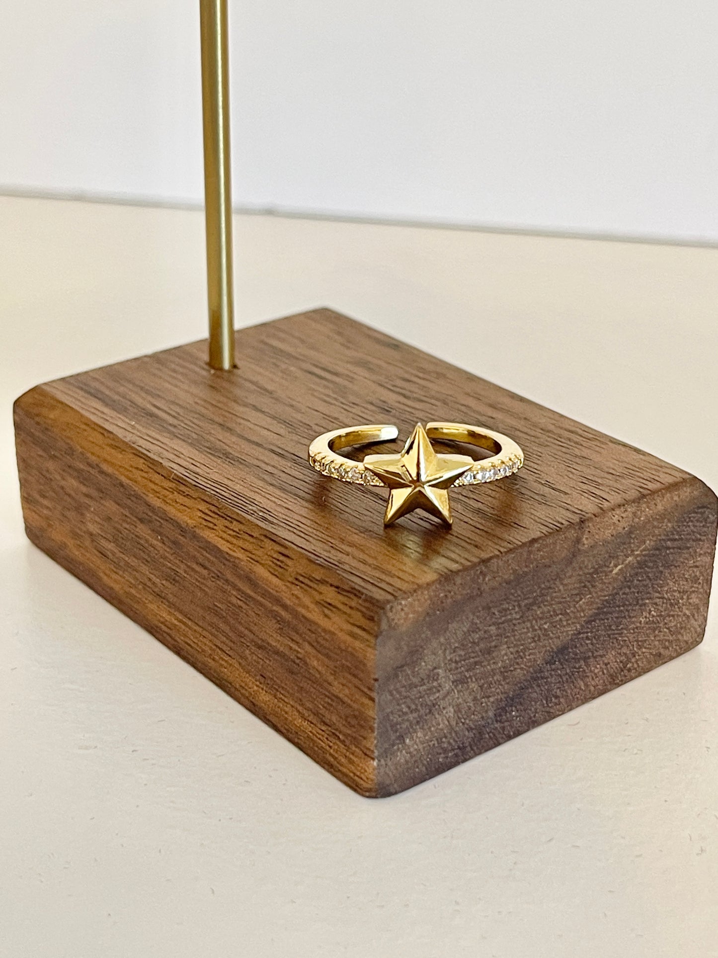 Star ring
