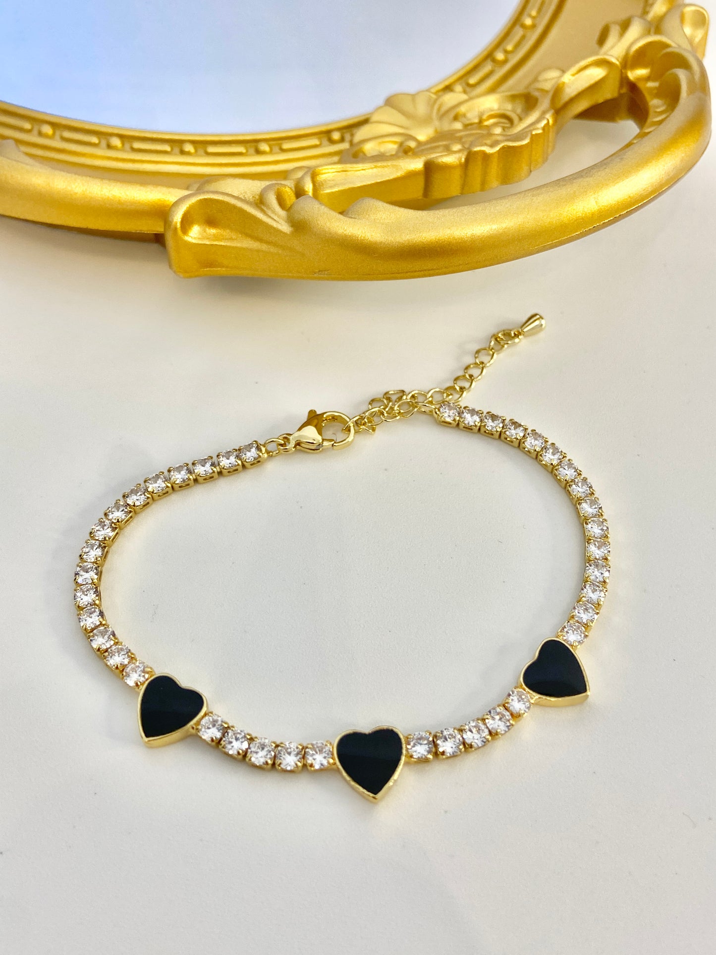 Black heart bracelet