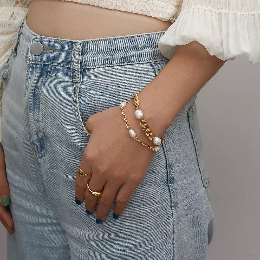 Fresh water pearl bracelet