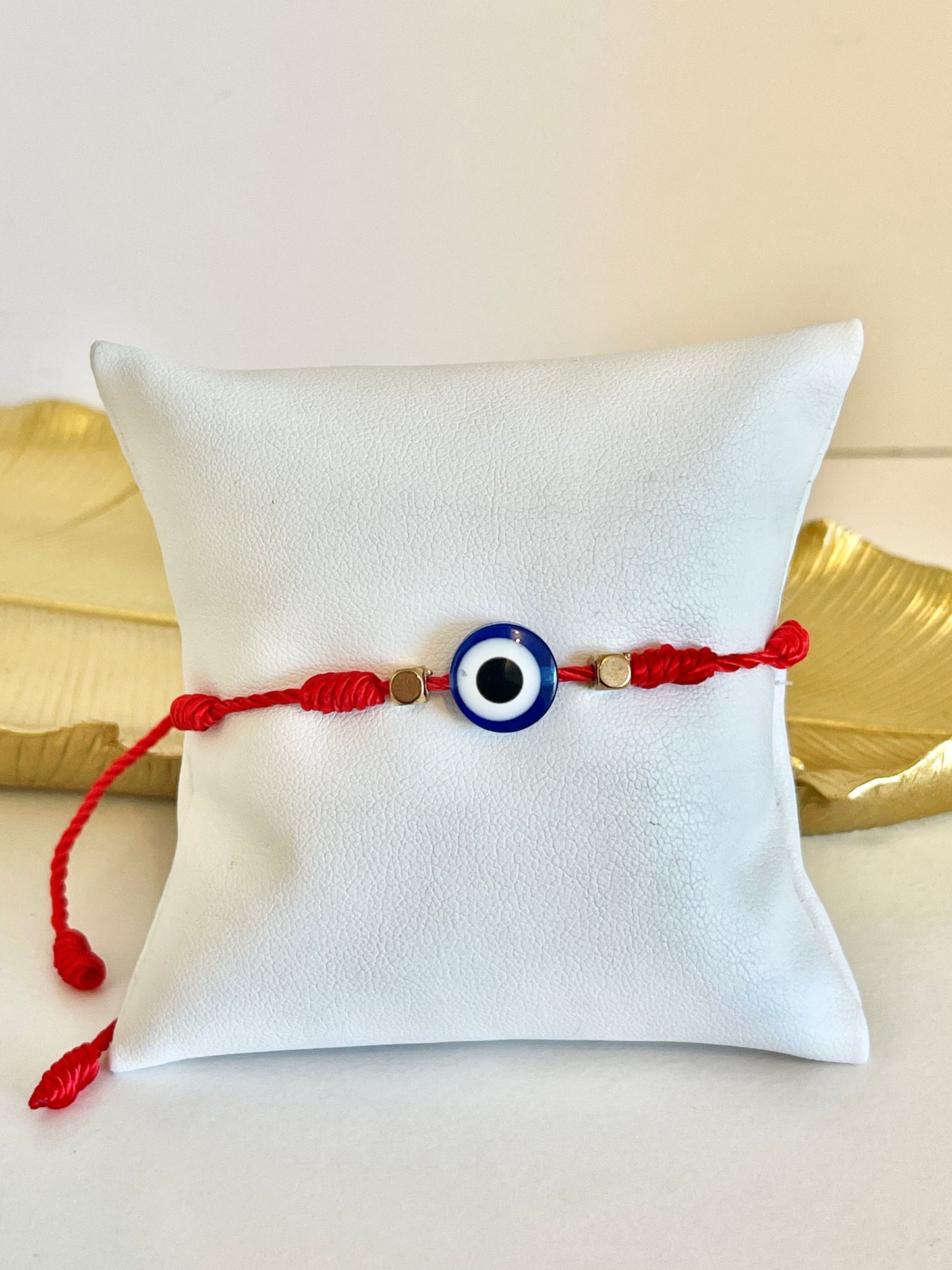 Knot evil eye bracelet