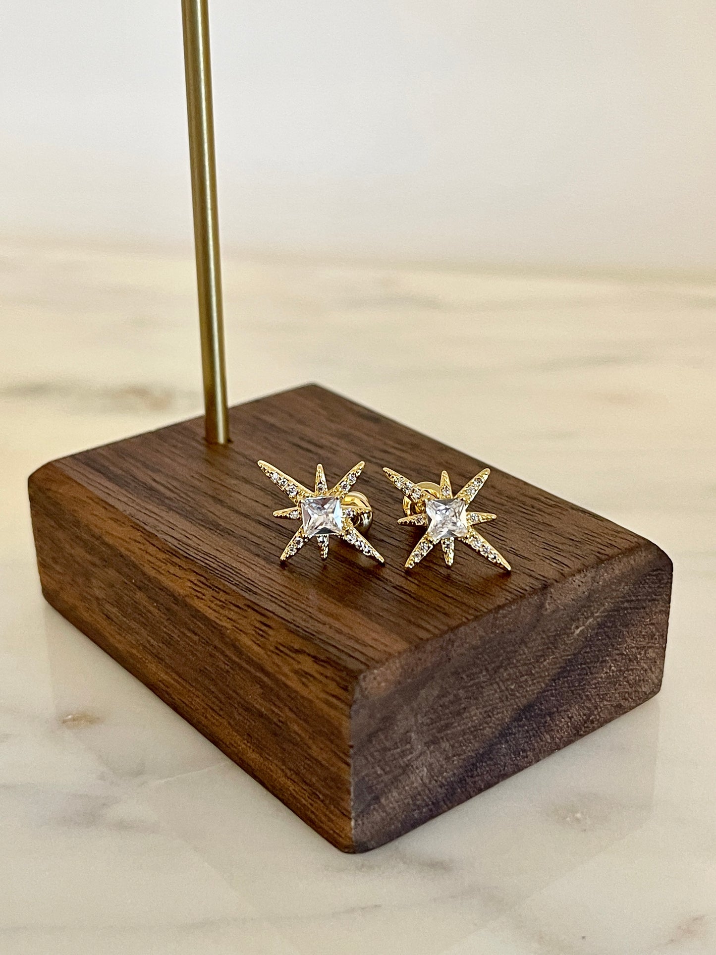 Star stud earrings