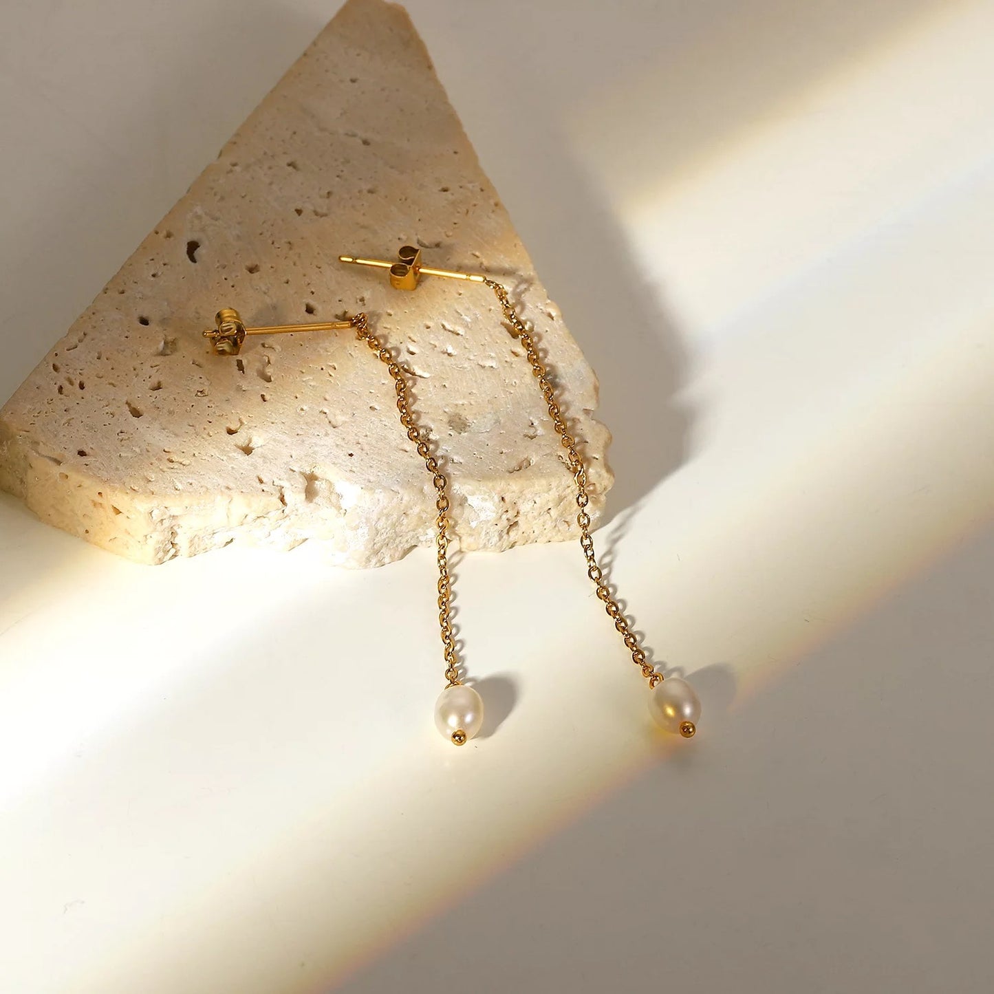 Pearl long pedant earrings