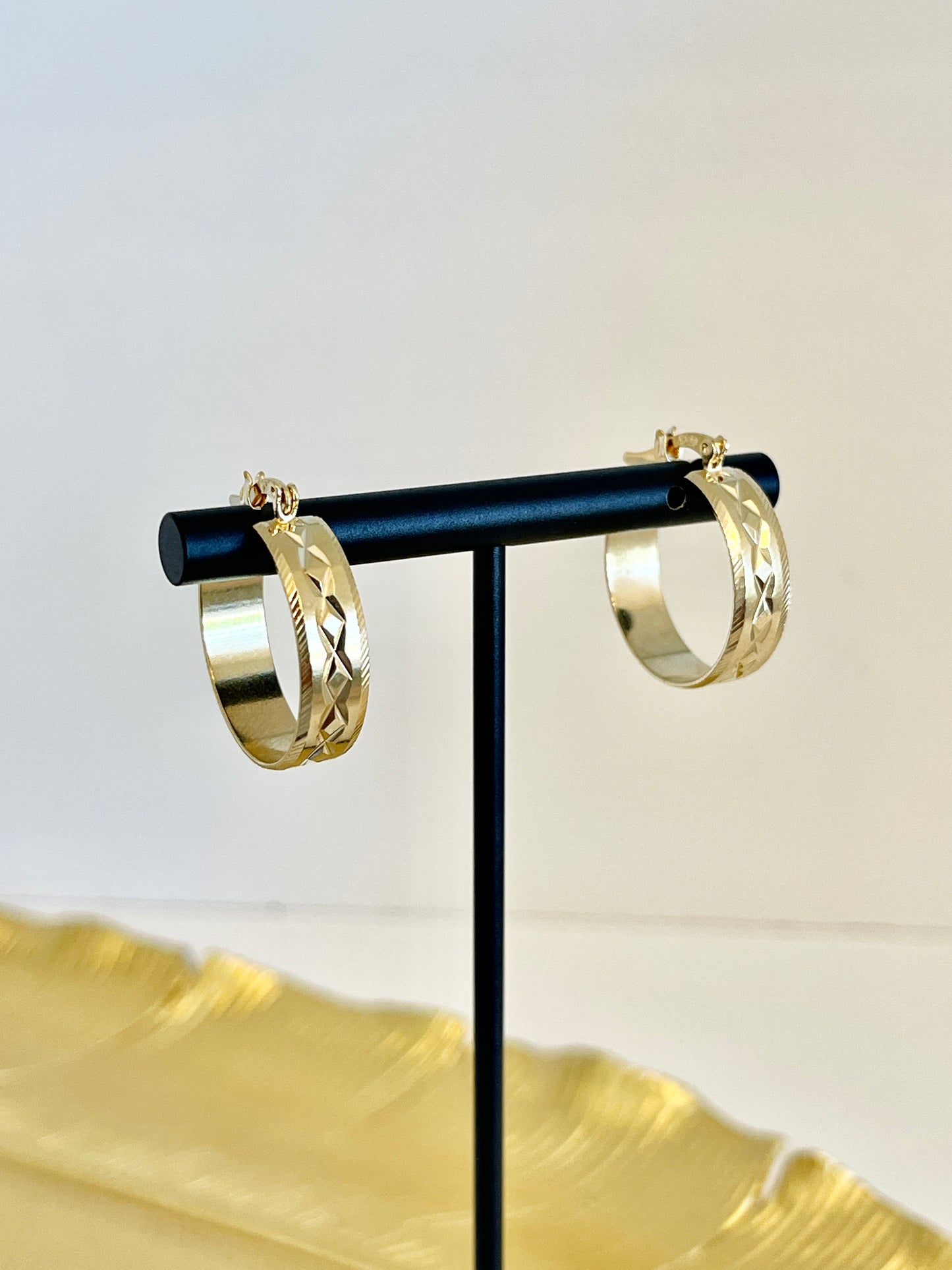 X small hoops
