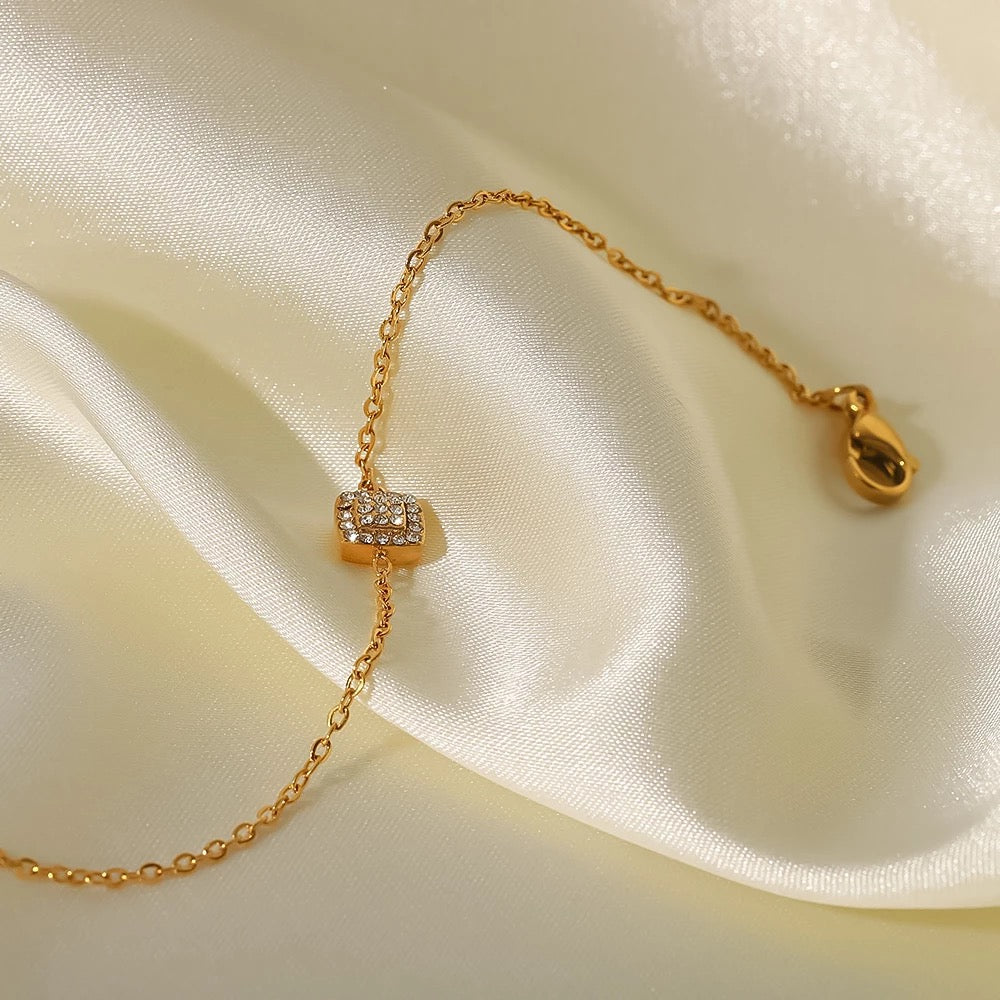 Square cubic zirconia bracelet