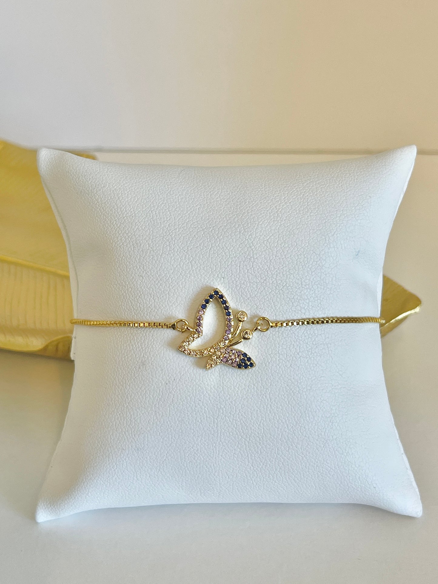 Small butterfly adjustable bracelet