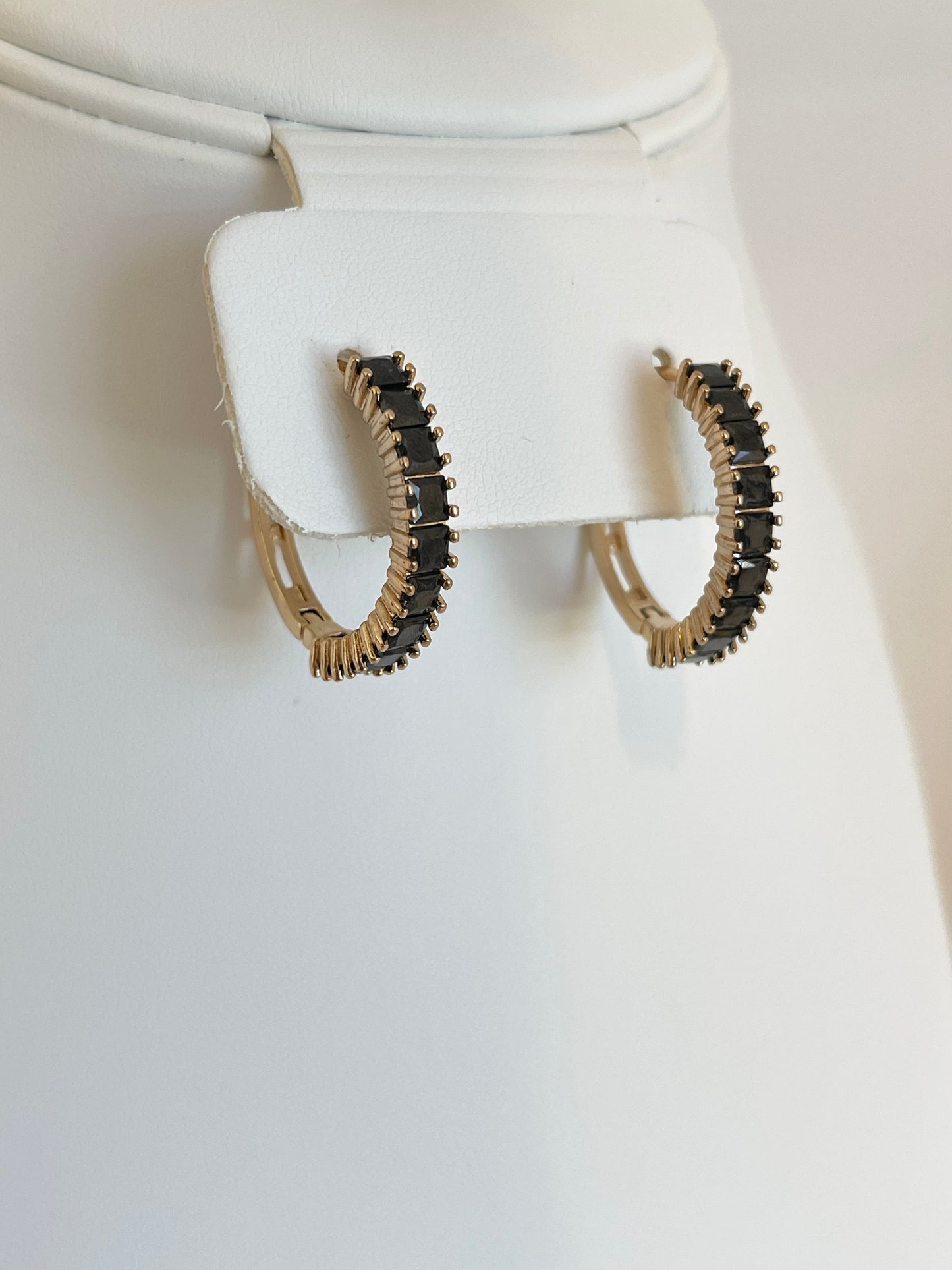 Black crystals hoops earrings