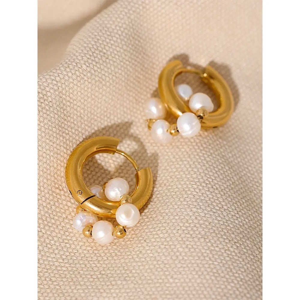 Natural pearl huggie hoop earrings