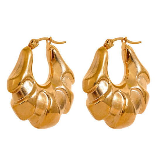 Geometric chunky gold hoop earrings