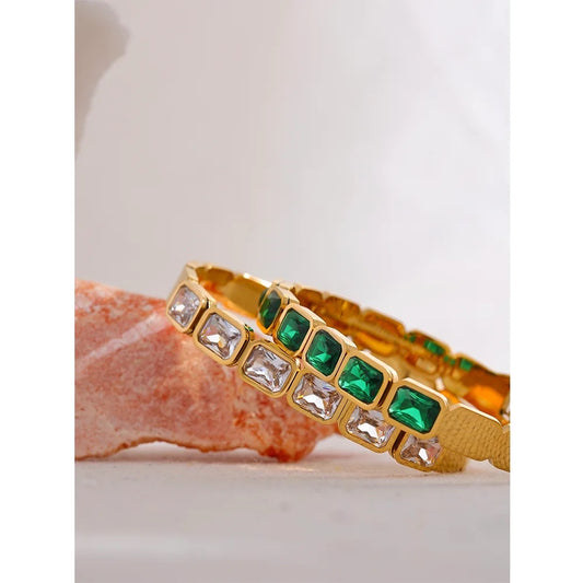 Elegant bangle